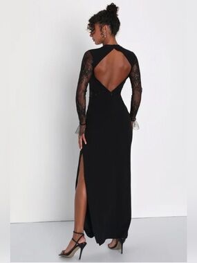 NWT Lulus Black Lace-Sleeve Open-Back Evening Gown with Slit Medium
